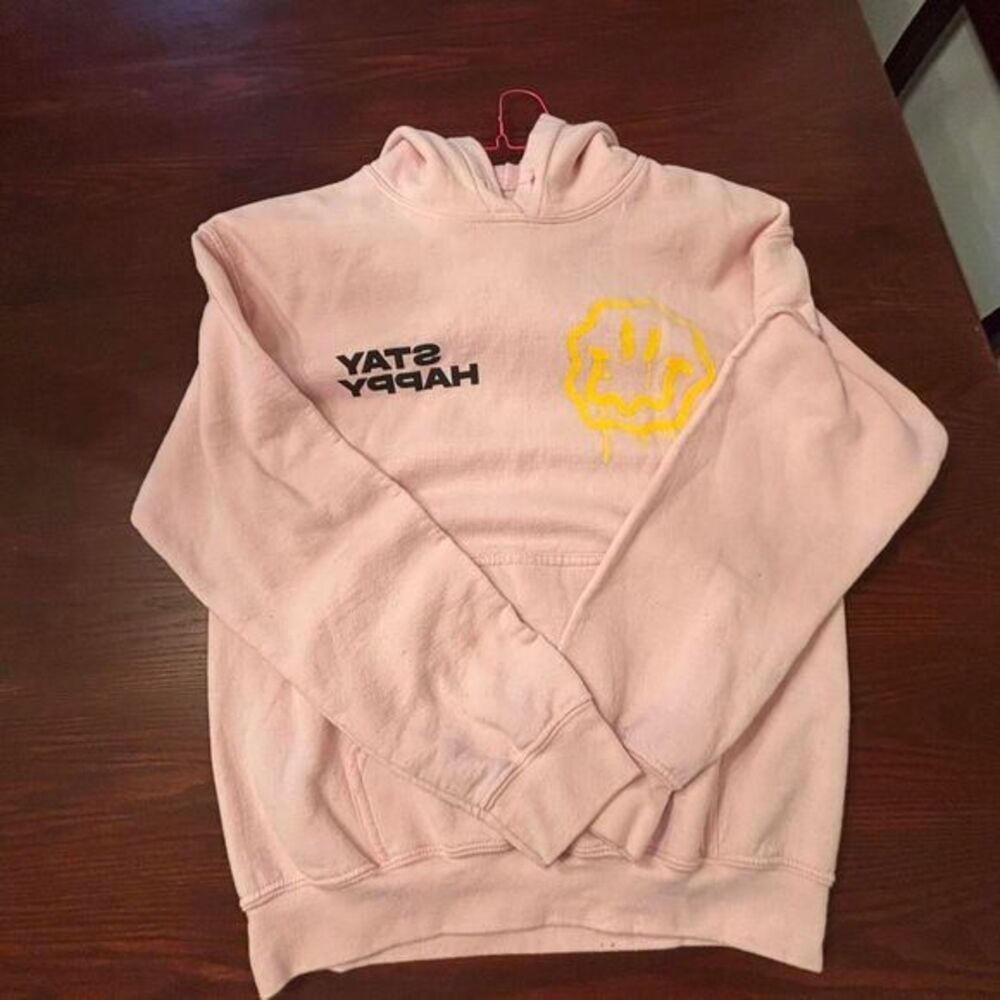 Gildan Unisex Pink Hoodie‎
